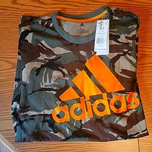 COPY - Adidas XL tall Camo t-shirt